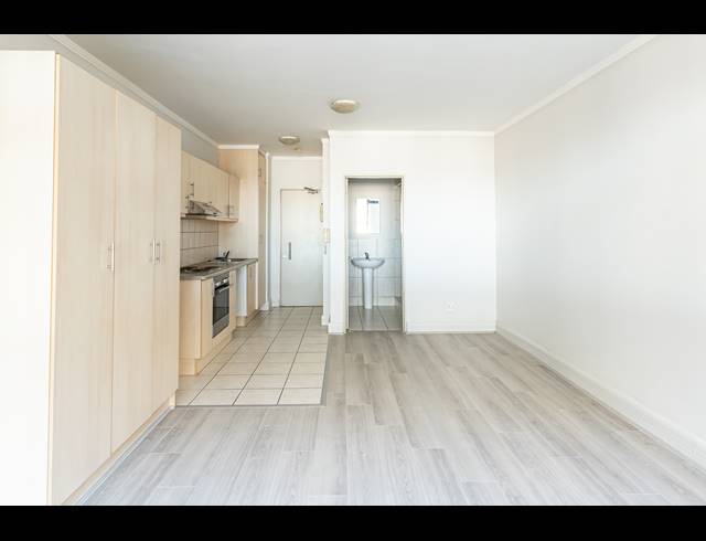 BEDROOM STUDIO APARTMENT TO LET IN CAPE TOWN CITY CENTRE